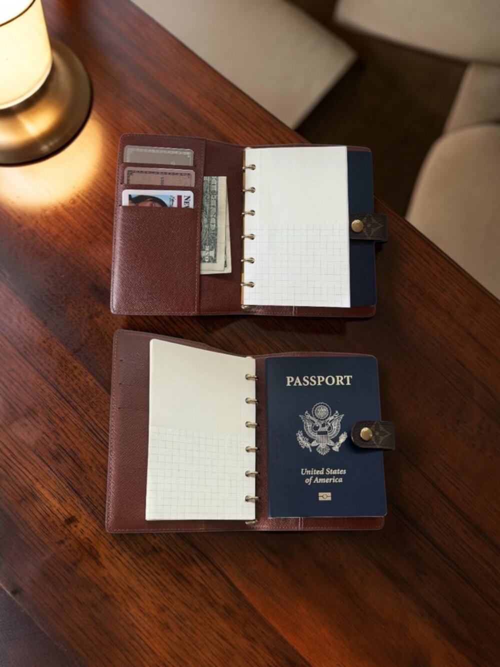 MINT Louis Vuitton Unisex Small Ring Agenda Travel Passport Credit Card Holder